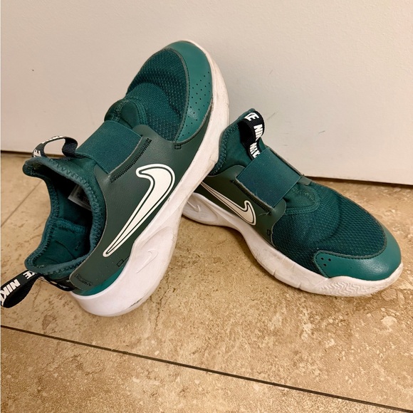 Nike Kids 3.5 Flex Runner 3 big kids Green - Picture 2 of 8